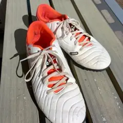 KIPSTA/キプスタGINKA500 decathlon/デカトロン 25.5 - メルカリ