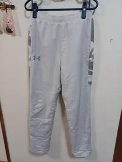 アンダーアーマー　STORM1中綿入りライトグレー 迷彩パンツ Mサイズ