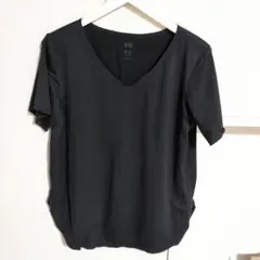 UNIQLO　エアリズム ブラック Vネック Tシャツ S