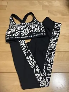 アンダーアーマーヨガセットアップ⭐️Under Armour上下セット ヒートギア