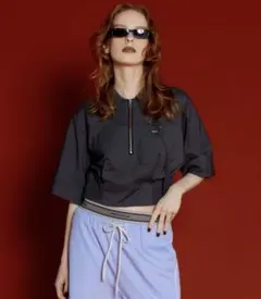 MAISON SPECIAL クロップドハーフZIPトップスのサムネイル