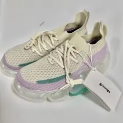 グラウンズ スニーカー