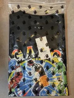 【新品】ジョジョの奇妙な冒険　ジョジョワールド　glamb Tシャツ　ＸＬサイズのサムネイル