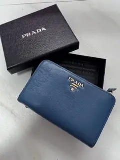 PRADA 二つ折り財布 ブルー