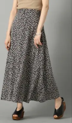 LOWRYS FARM レオパードAラインスカート