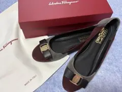 箱袋付フェラガモ　ヴァリナフラットシューズ　7 VARINA Ferragamo