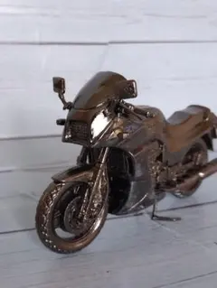 レッドバロン　世界の名車シリーズ　ＫＡＷＡＳＡＫＩ　ＧＰＺ９００Ｒのサムネイル