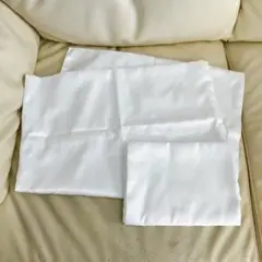 2枚セット❣️ホワイト　枕カバー　ポリエステル　約42×66センチ