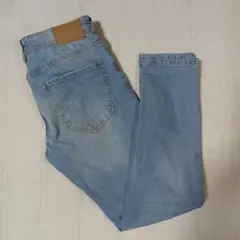 Bershka ライトブルー デニムパンツ EUR38のサムネイル