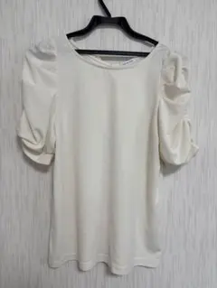 OLIVE des OLIVE リボン付きパフスリーブTシャツ ホワイトのサムネイル