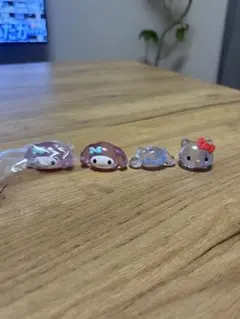 マイメロ　キティ シナモン　カプセルトイ 4個セット