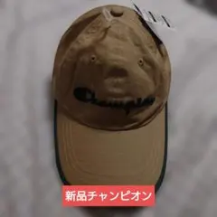 新品Champion ベージュキャップ