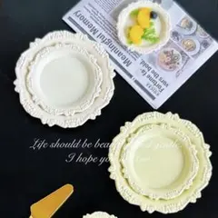 ミニチュア制作に◆レースモチーフ　プレート３枚セット　ホワイト　皿　フレンチ食器