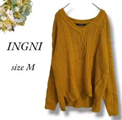 美品INGNI Vネックニットケーブル編み M 黄土色 マスタードカラー4290