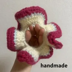 ︎✿ハンドメイド︎✿ かぎ針編み シュシュ 3色 白 水色 赤 ピンク