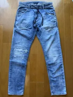 DIESEL ライトブルーデニム 28インチ