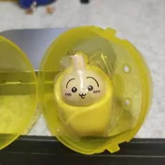 おくるみうさぎ カプセルトイ マスコット