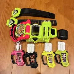 仮面ライダーエグゼイド　ゲーマドライバー　ガシャットセット