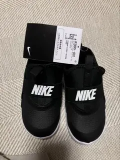 NIKE フレックス ランナー 4 TD ブラック　キッズスニーカーのサムネイル