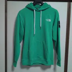 THE NORTH FACE パーカー グリーン