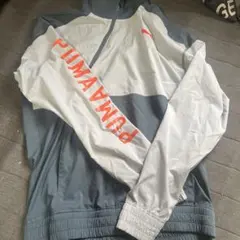 PUMA ウィンドブレーカー グレー