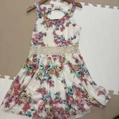 INGNI イング　フラワープリント ノースリワンピース　M