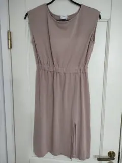 美品✦JILLSTUART　サイドスリット入シンプルデザインワンピース