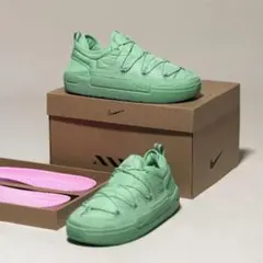 ナイキ オフライン パック エナメルグリーン