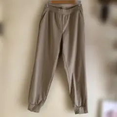 Item thumbnail for item 4f81d60c-586c-4bf1-b0af-ed6ca6294b34