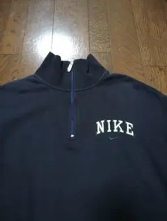NIKE　ハーフジップ　スウェット　L　刺繍