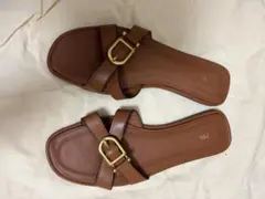 ZARA サンダル ブラウン ゴールドバックル 37のサムネイル