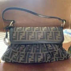 FENDI ズッカ柄 ショルダーバッグ オレンジ バケットバッグ - メルカリ
