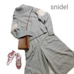 snidel グレー タートルニットセーター F　パンツ　コーデ売り　まとめ売り