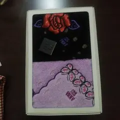 ANNA SUI バラと蝶の刺繍 タオルハンカチ