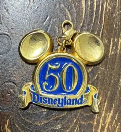 미사용 東京ディズニーランド 配布品 ディズニーランド50周年記念チャーム