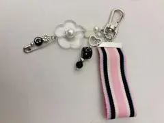 ビーズキーホルダー コレクトブック ピンク リボン チャーム ハンドメイド