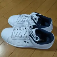 PUMA レディーススニーカー23cmのサムネイル