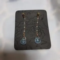 【新品】天然石☆水色の石のチェーン付きピアス