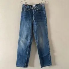 Item thumbnail for item 91fa90a1-ea49-4358-a268-162880f014a9