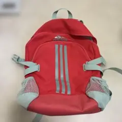 adidas リュック　ピンク