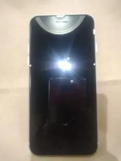 iPhone SE 第三世代アクティベーションロックSIM解除済み　中古美品