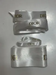 Dior ホワイトサテンリボン ゴールドロゴ