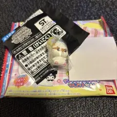 サンリオキャラクターズ　マスコット&グミ コロコロクリリン