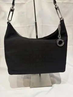 【美品】BVLGARI ブルガリ ロゴマニア ワンショルダーバッグ ブラックのサムネイル