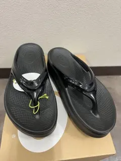 新品正規品 oofos 23cm OOmega 箱付きW6チタニュウム - メルカリ