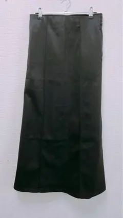 しまむら　レディース　マーメイドスカート　ロングスカート　ブラック　新品
