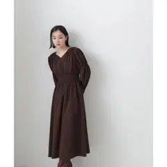 新品未使用　NATURAL BEAUTY BASIC　ギャザースリーブワンピース