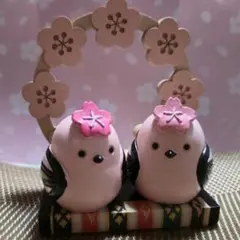 玄関飾り【シマエナガの雛人形】ひな祭り 陶器製 花のアーチ付き