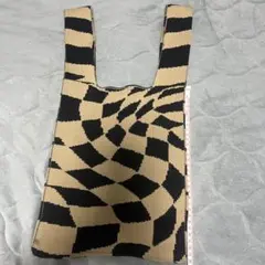 Item thumbnail for item fb5637d3-d46c-4b1c-a4d6-79e9d4e0bcc2