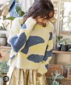 ニコアンド フェザーアート柄ニットプルオーバー